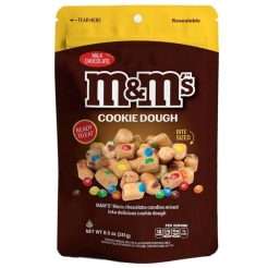 bocconcini di pasta di biscotti con cioccolatini M&M's
