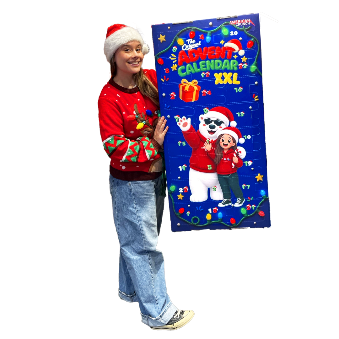 Ragazza che tiene il Calendario dell Avvento XXL 2026 da 110 cm